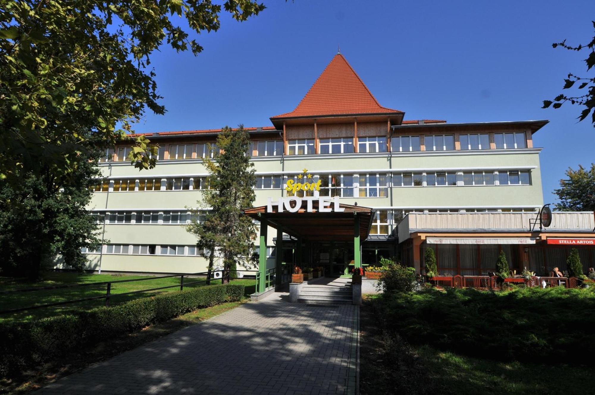 Sport Hotel Debrecín Exteriér fotografie